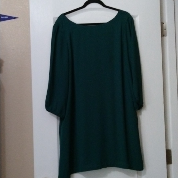 Green formal quarter sleeve dress - Picture 1 of 3